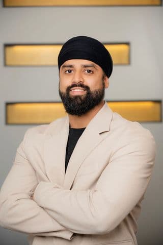 Dr. Maninder Singh, DDS